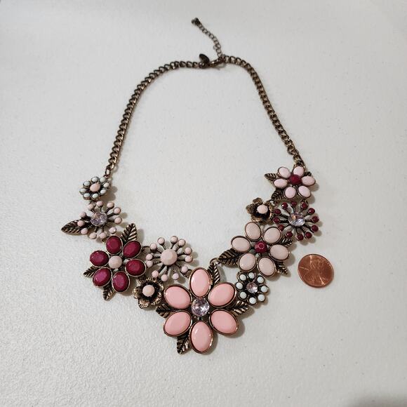 Charming Charlie Vintage Floral Enamel Statement Bib Necklace - Picture 5 of 9